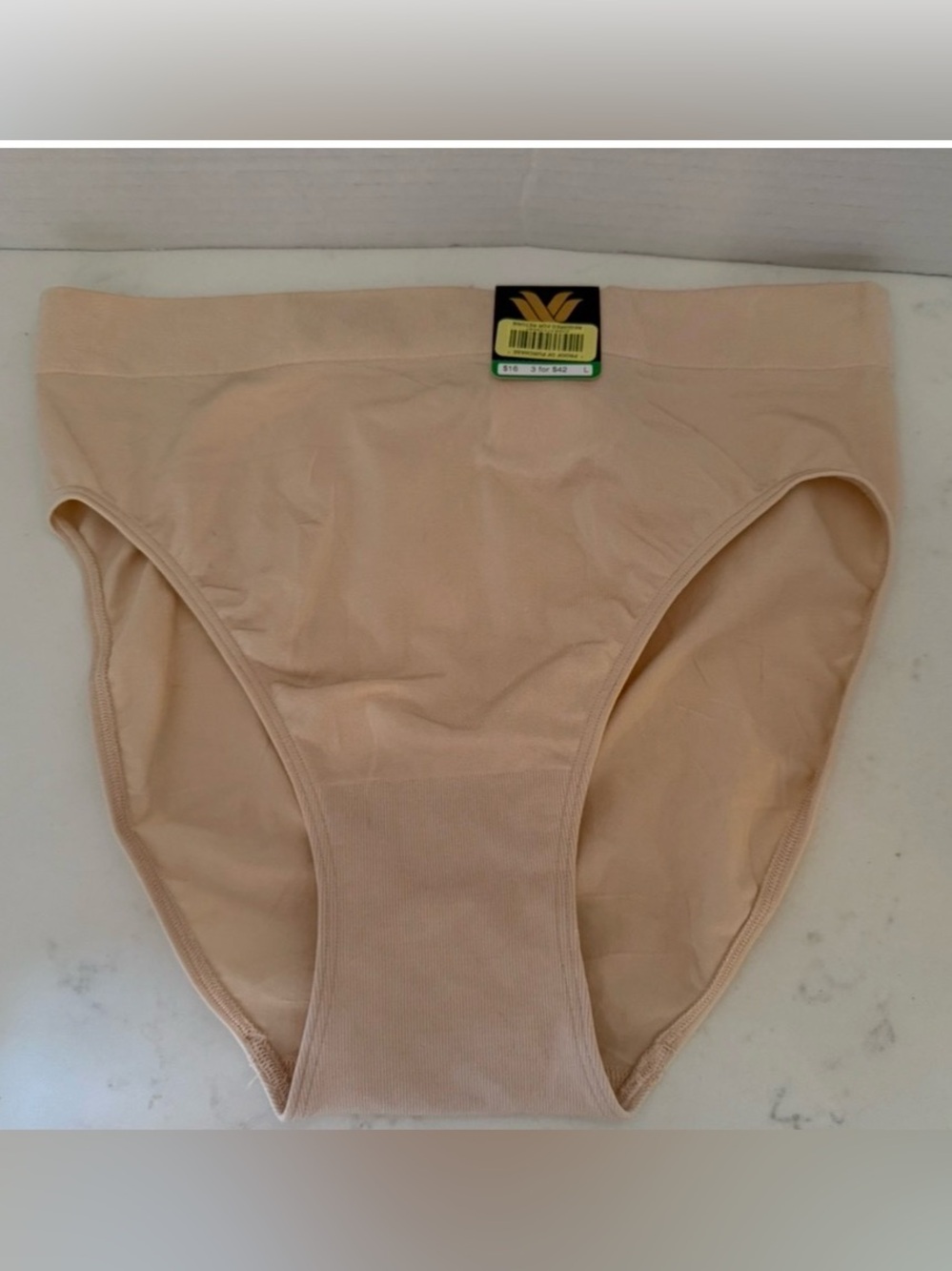 Wacoal Seamless High-Cut Bikini Bottoms - Nude